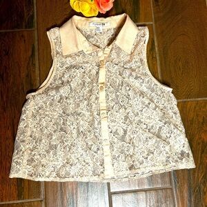 Forever 21 lace beige crop tank top